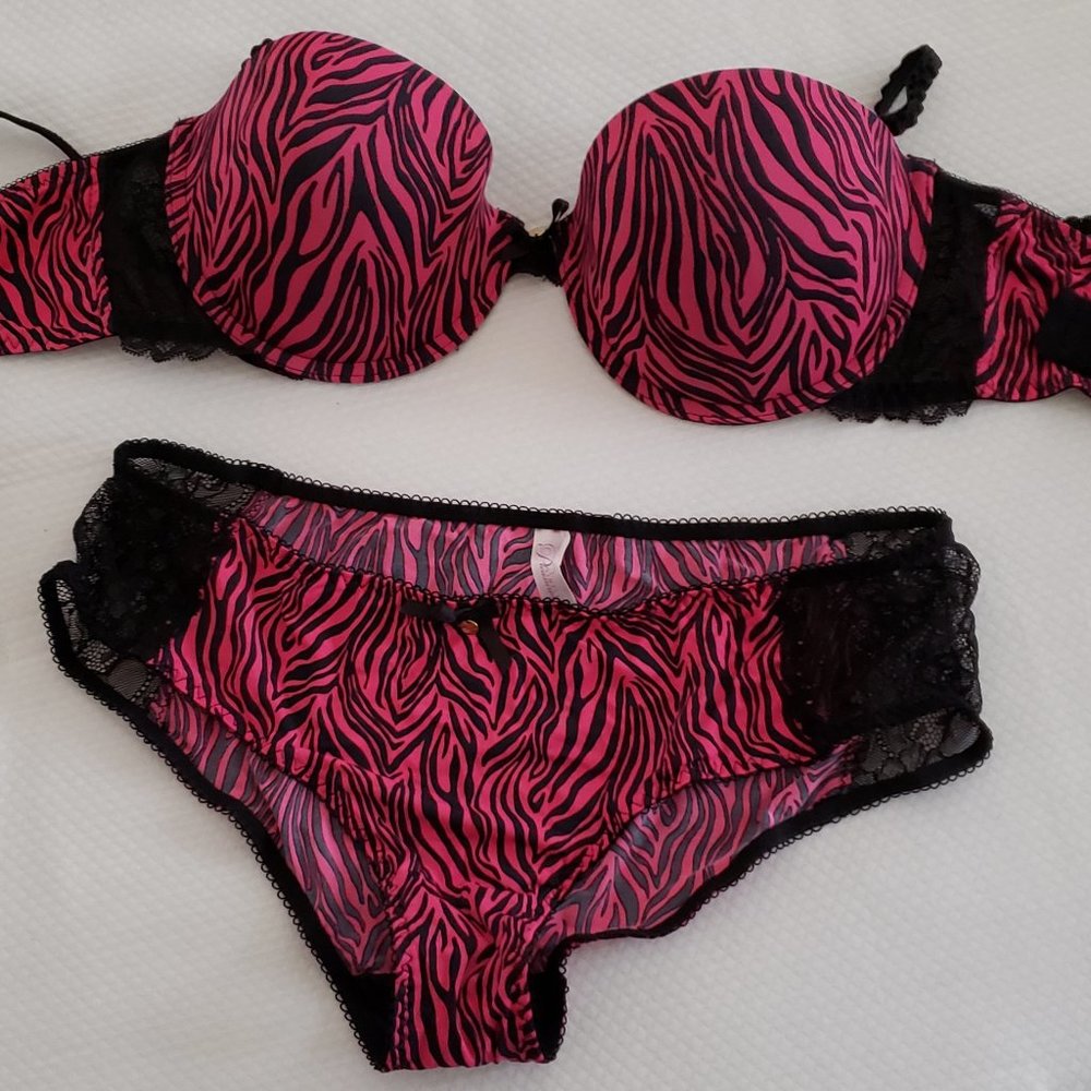 Matching bra and panty set